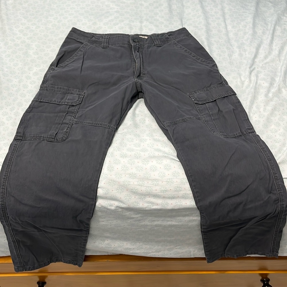 Wrangler grey relaxed fit cargo pants